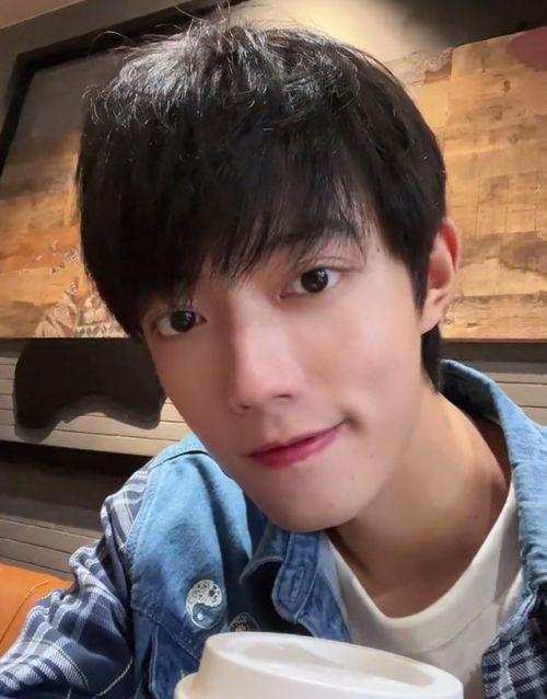 早年男网红,早年男网红的崛起之路